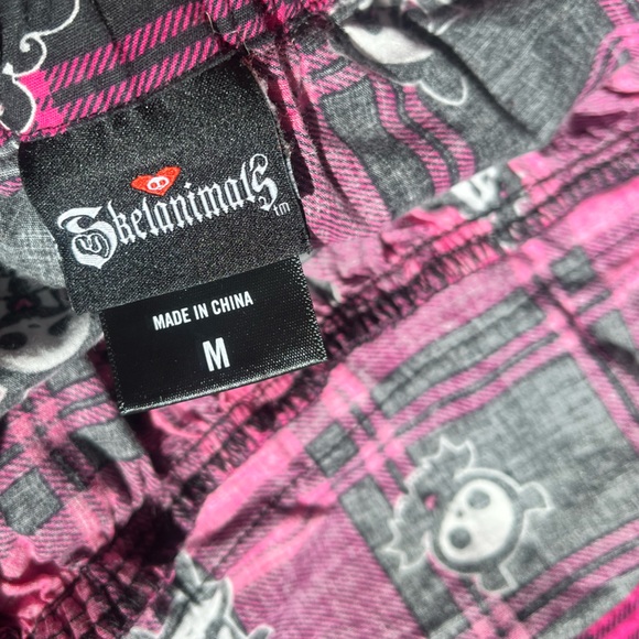Skelanimals Hasbro Hot Pink & Black Plaid Ruffle Mesh Skirt quirky bats print •M - Picture 10 of 16
